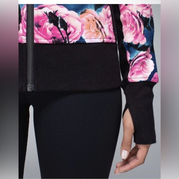 Lululemon Secret Garden Vintage Pink Floral Scuba Zip Hoodie Jacket Size 6 - Picture 4 of 14